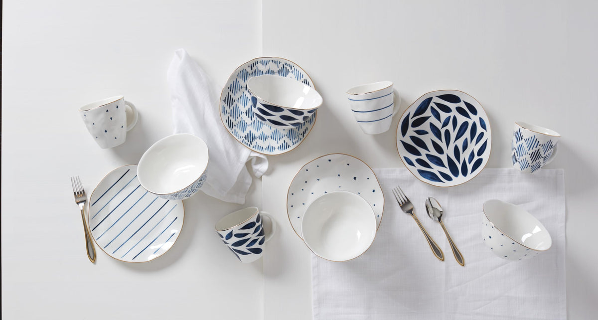 Porcelain Dinnerware Set with Blue Bay Design